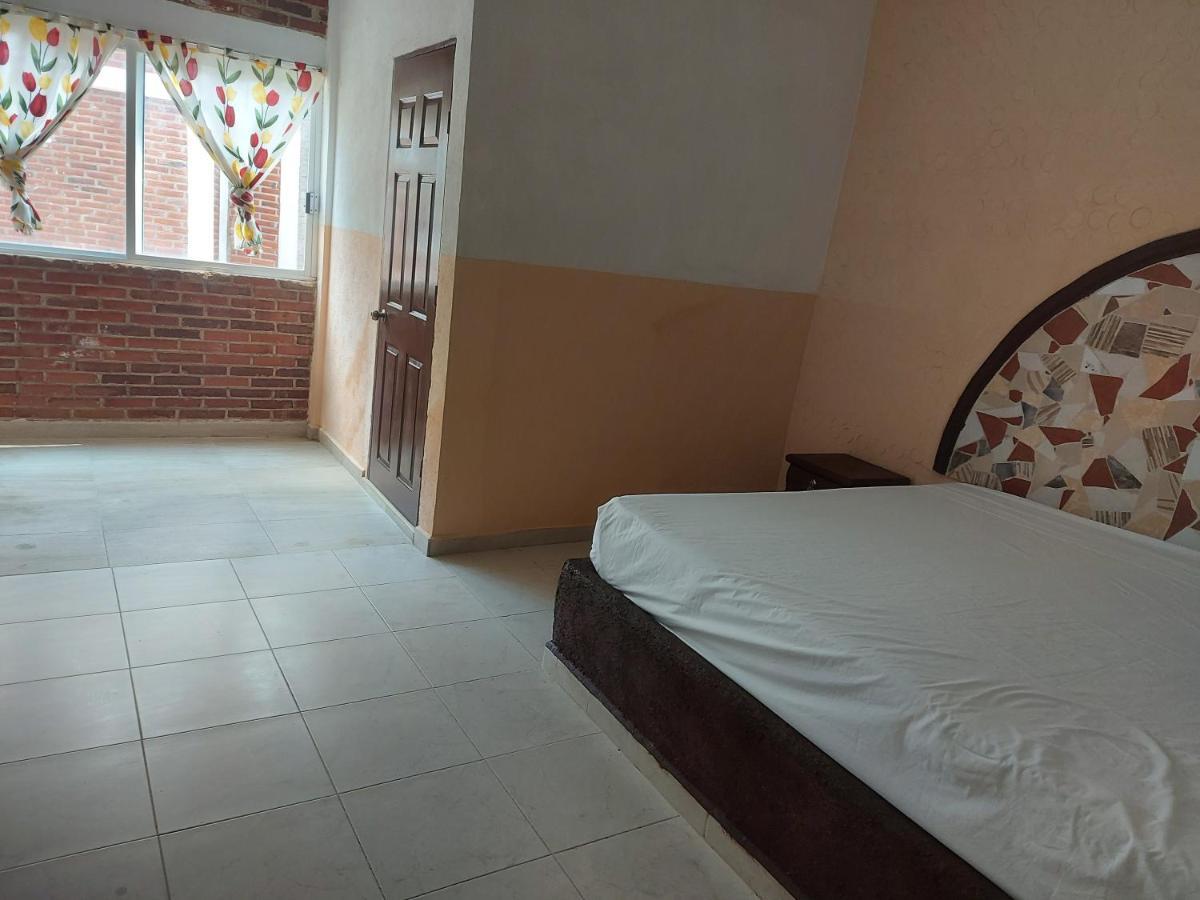 Auto Hotel Jardines De Amatitlan Куэрнавака Экстерьер фото