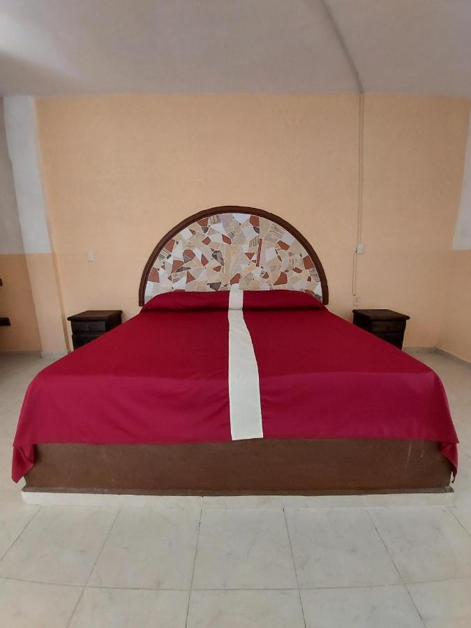 Auto Hotel Jardines De Amatitlan Куэрнавака Экстерьер фото