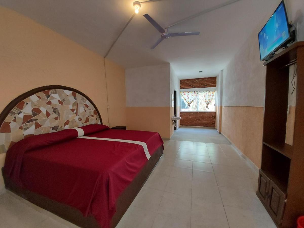 Auto Hotel Jardines De Amatitlan Куэрнавака Экстерьер фото