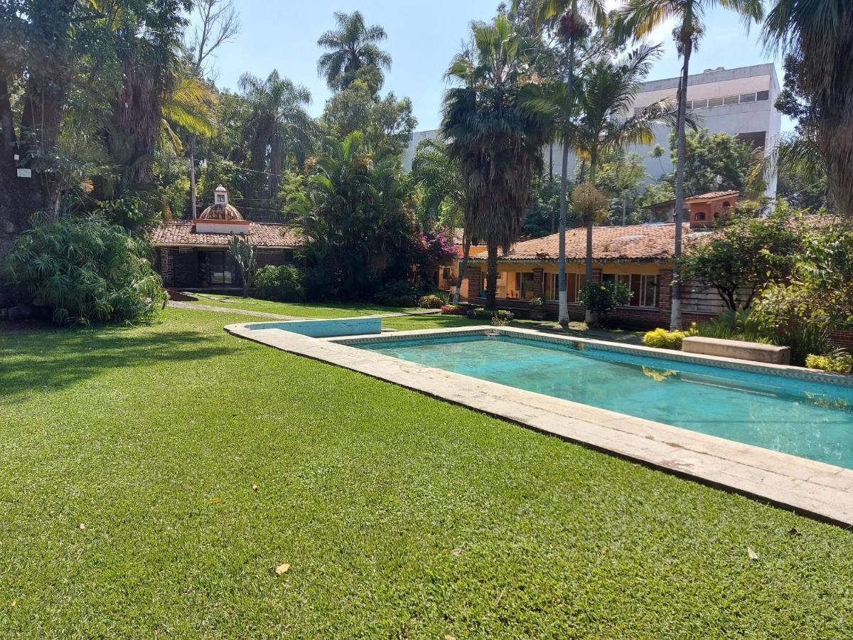 Auto Hotel Jardines De Amatitlan Куэрнавака Экстерьер фото